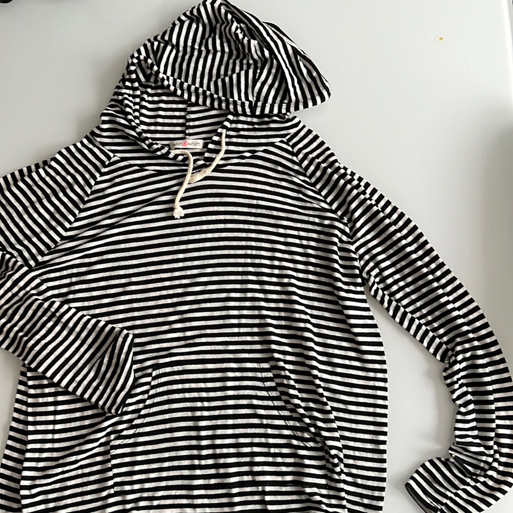 Thin hoodie, casual wear